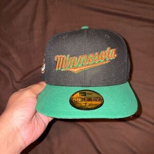 New Era Black and White 59FIFTY Cap size 7 1/8